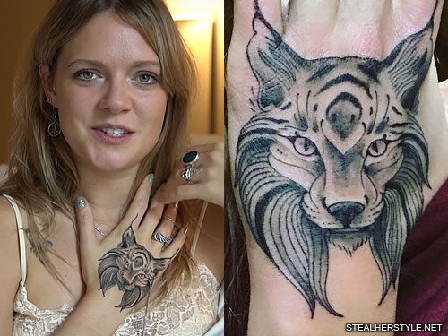 Tove Lo s 5 Tattoos Meanings Steal Her Style Tove Lo s 5 Tattoos Meanings Steal Her Style