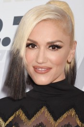 Gwen Stefani's Hairstyles & Hair Colors | Steal Her Style