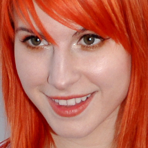 Hayley Williams Makeup: Orange Eyeshadow & Orange Lipstick | Steal Her ...