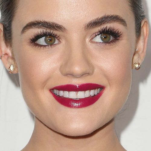 Lucy Hale Makeup Black Eyeshadow, Brown Eyeshadow & Burgundy Lipstick