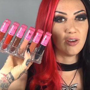 Ash Costello's Favorite Beauty Products | Steal Her Style