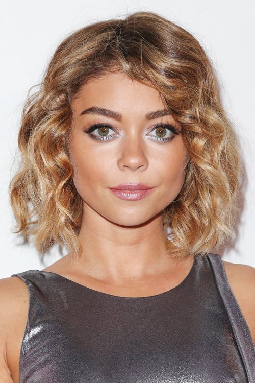 Sarah Hyland s Hairstyles Hair Colors Steal Her Style Sarah Hyland s Hairstyles Hair Colors Steal Her Style