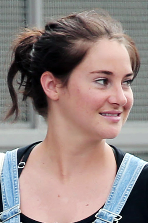 shailene-woodley-s-hairstyles-hair-colors-steal-her-style