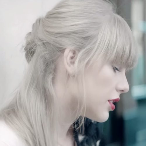 Taylor Swift S Hairstyles Hair Colors Steal Her Style