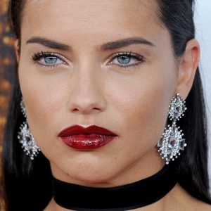 229 Celebrity Makeup Looks with Burgundy Lipstick | Page 4 of 23 ...