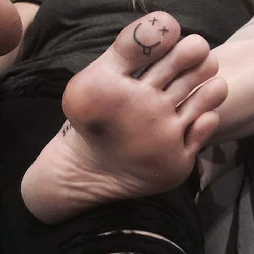 Completely accurate tattoo under my foot 3RL by me  rsticknpokes