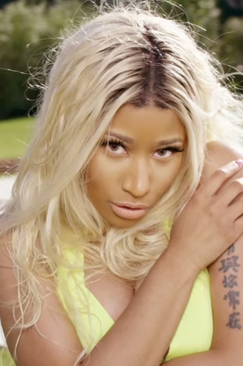 Nicki Minaj has her hair dyed in platinum blonde in the music video ...