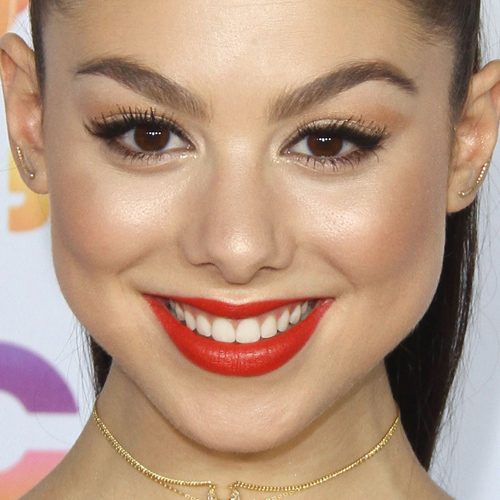 500px x 500px - Kira Kosarin's Makeup Photos & Products | Steal Her Style