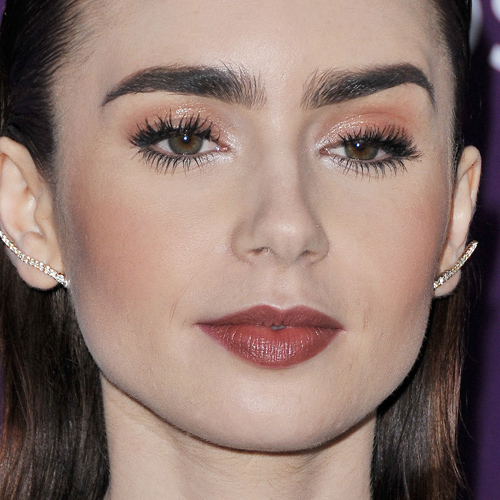 Lily Collins Makeup: Bronze Eyeshadow & Pale Pink Lipstick | Steal Her ...