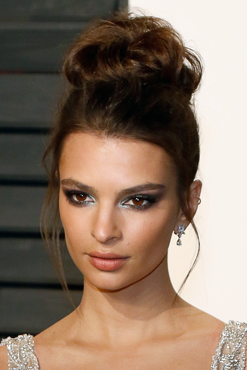 Emily Ratajkowski's Hairstyles & Hair Colors | Steal Her Style | Page 2