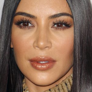 Kim Kardashian Makeup: Blue Eyeshadow & Burgundy Lipstick | Steal Her Style