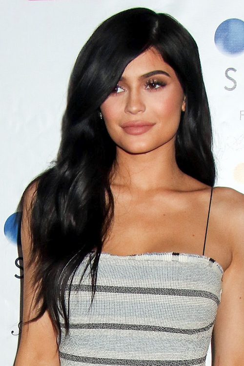 Kylie Jenner's Hairstyles & Hair Colors | Steal Her Style