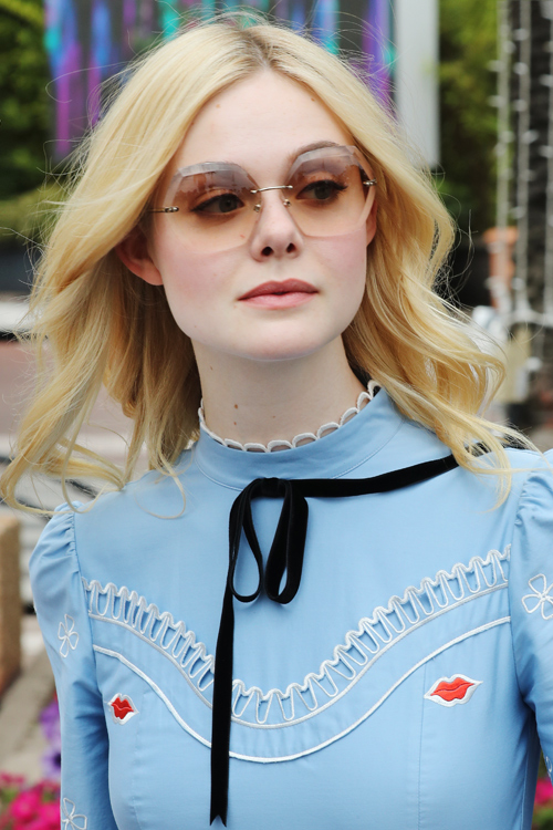 Elle Fanning's Hairstyles & Hair Colors | Steal Her Style