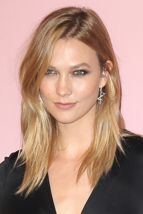 Karlie Kloss Straight Light Brown Choppy Layers Hairstyle | Steal Her Style