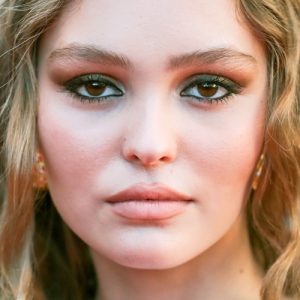 Lily Rose Depp's Makeup Photos & Products | Steal Her Style