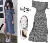 Acacia Brinley Clark Clothes & Outfits | Steal Her Style
