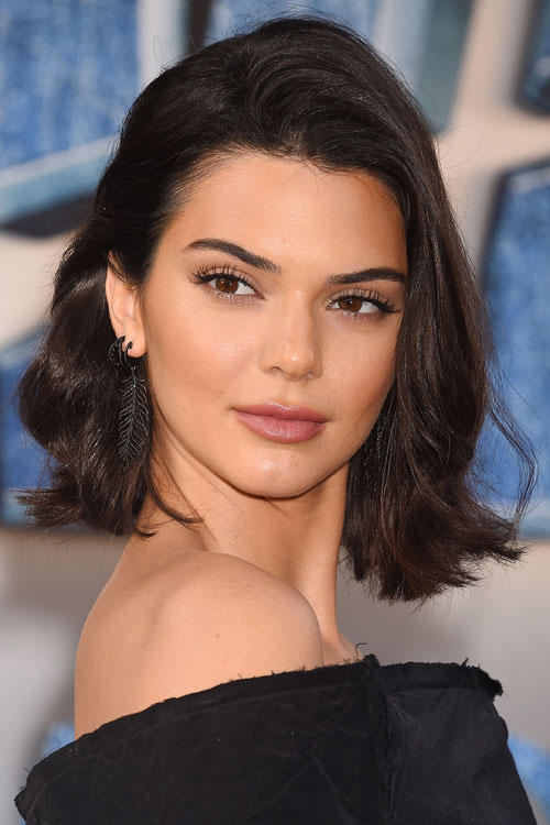 Kendall Jenner Wavy Dark Brown Bob Hairstyle | Steal Her Style