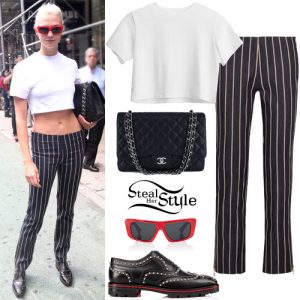 Karlie Kloss Clothes & Outfits | Steal Her Style