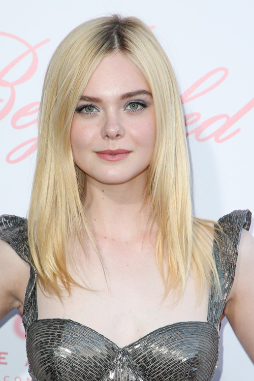 Elle Fanning Straight Platinum Blonde Angled Dark Roots Hairstyle Steal Her Style 