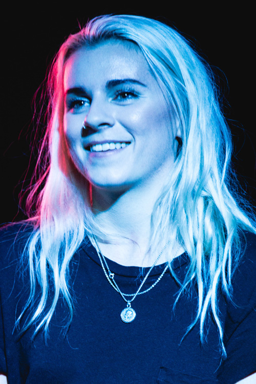 Lynn Gunn Wavy Platinum Blonde Long Layers Hairstyle 