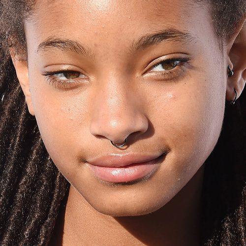 Willow Smiths Makeup Photos And Products Steal Her Style 