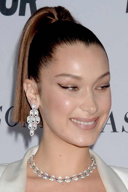 Bella Hadid S Hairstyles Amp Hair Colors Steal Her Style