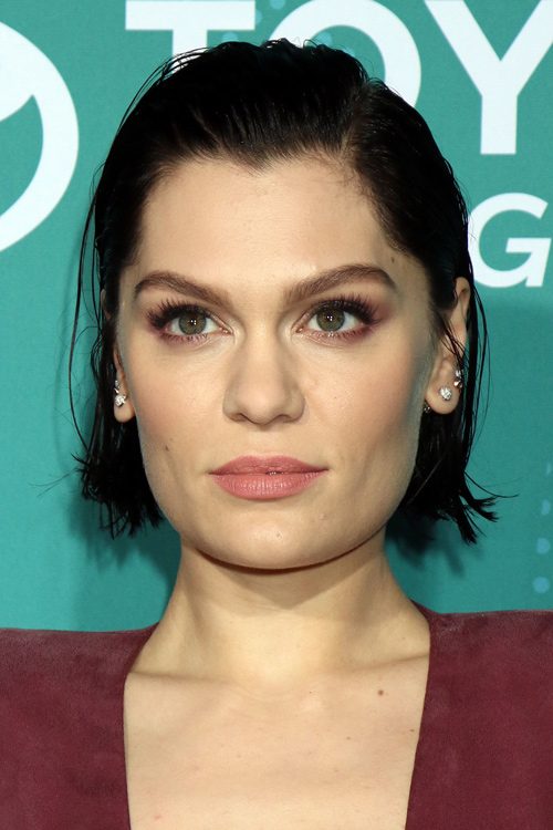 Jessie J goes back to brunette bob at BRITs nominations  Jessie J at  BRITs launch 2014