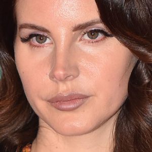 Lana Del Rey's Makeup Photos & Products | Steal Her Style