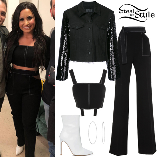 Demi Lovato: Crop Top, Cut-Out Pants