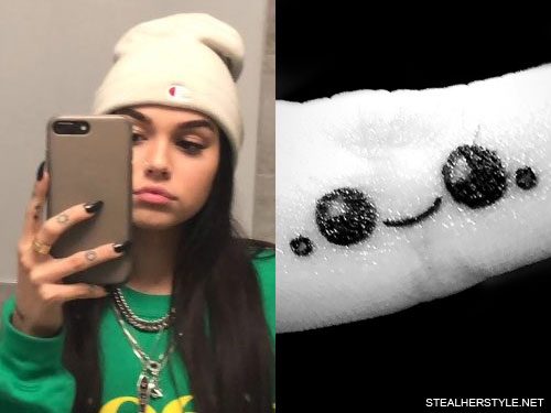MAGGIE LINDEMANN di Twitter butterfly tattoos are the tramp stamps of our  generation  Twitter