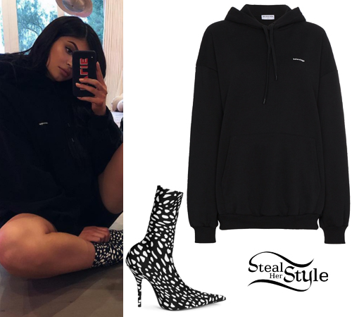 Kylie Jenner: Printed Jacket and Boots