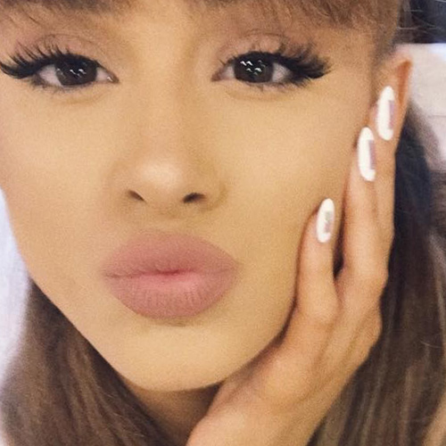 Ariana Grande's Nail Polish & Nail Art Steal Her Style Page 2