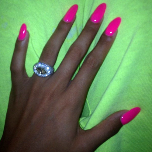 Cassie Ventura Black Plaid, Studs Nails Steal Her Style