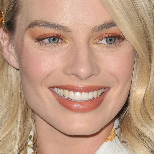 Margot Robbie's Makeup Photos & Products, Steal Her Style