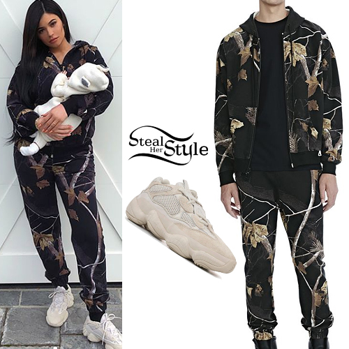 Kylie Jenner: Branch Print Hoodie & Sweatpants