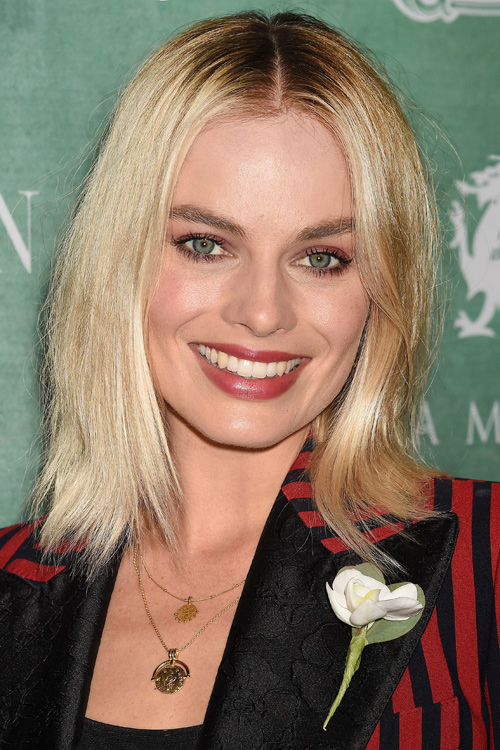 Margot Robbie Platinum Hair