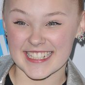 JoJo Siwa's Makeup Photos & Products | Steal Her Style