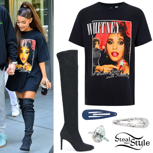 Ariana Grande Whitney Houston Design Unisex T-Shirt – Teepital – Everyday  New Aesthetic Designs