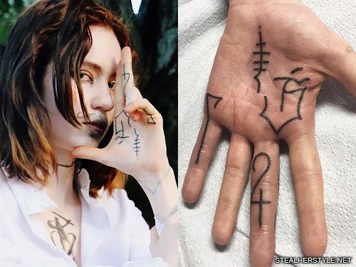 22 Celebrity Palm Tattoos  Steal Her Style