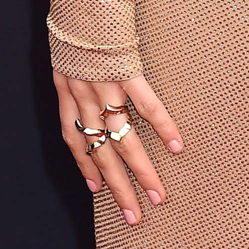 Hailey Baldwin Peach Nails | Steal Her Style