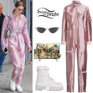 Gigi Hadid Clothes & Outfits | Page 6 of 23 | Steal Her Style | Page 6