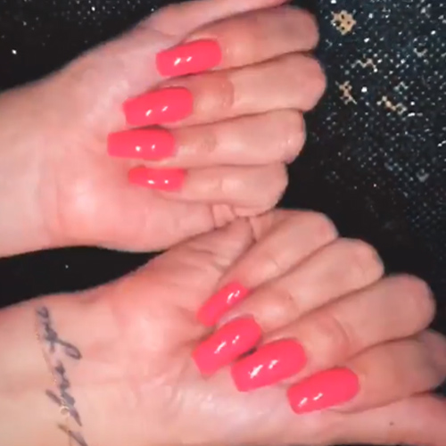 Khloe Kardashian Coral Nails | Steal Her Style