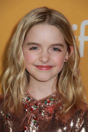 Mckenna Grace's Hairstyles & Hair Colors | Steal Her Style