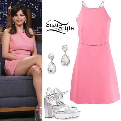 » Selena Gomez: Pink Mini Dress, Silver Platforms