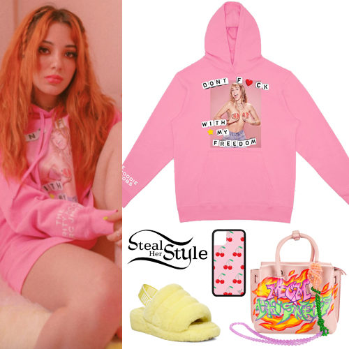 kursiv Eventyrer sorg 551 Hoodies Outfits | Page 4 of 56 | Steal Her Style | Page 4
