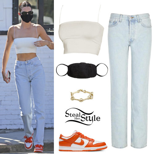Kendall Jenner: Crop Top, Blue Jeans