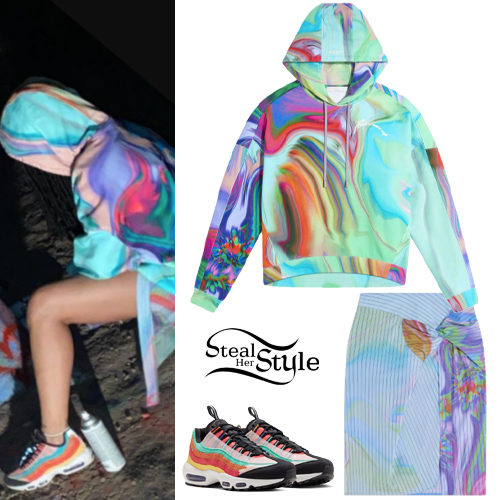 Rihanna: Multicolor Hoodie and Skirt