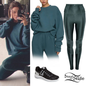 » Khloe Kardashian: Green Sweatshirt and Leggings