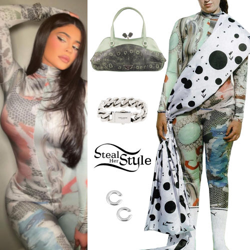 Hermes Tool Box large model weekend bag in grey Graphite Swift leather,  Boots & Her Hermès Bag – Rvce News, Kylie Jenner Stuns In A Grey Leather  Trench
