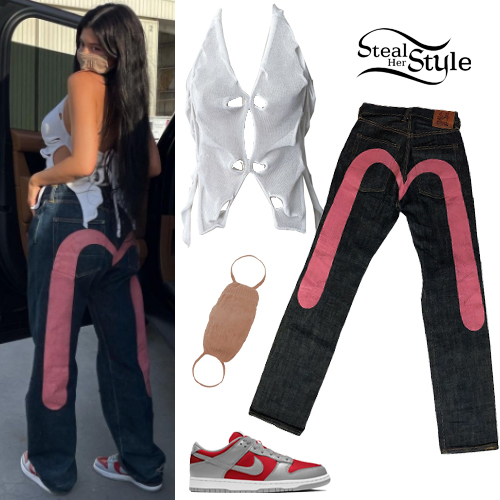Kylie Jenner Brings Back Baggy Jeans With the Help of a Springy Knit Top &  Rare Nike Dunks